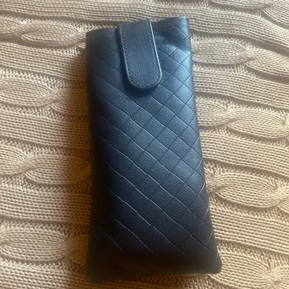 NEW Bottega Venetta Sunglass Case - Picture 3 of 3